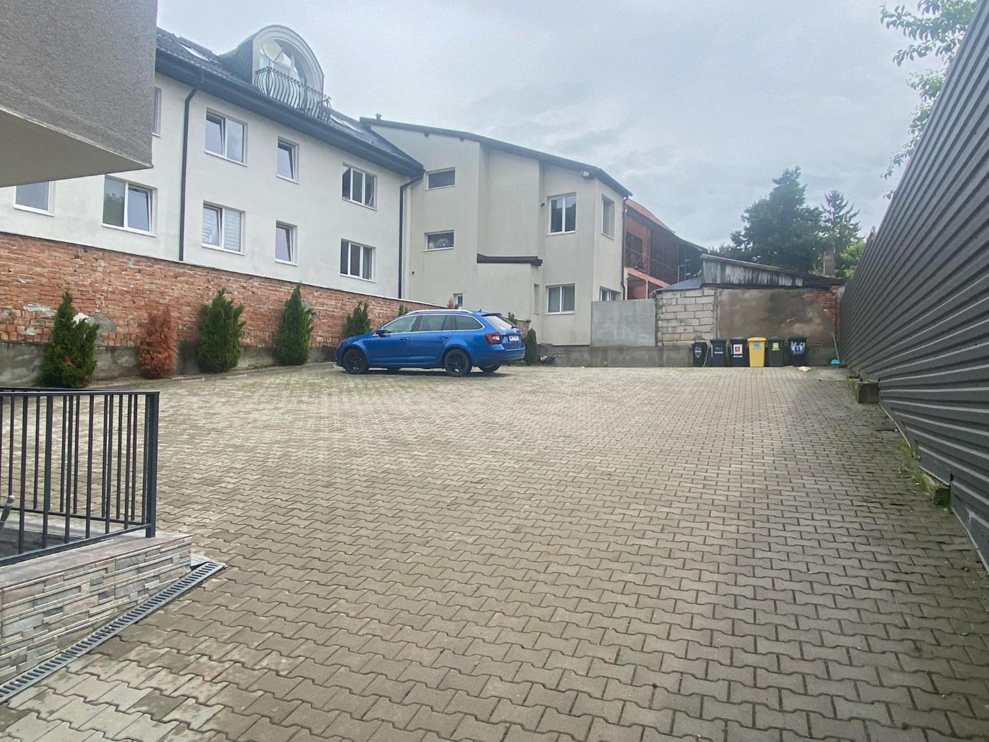 Pension Mora Cluj-Napoca Buitenkant foto