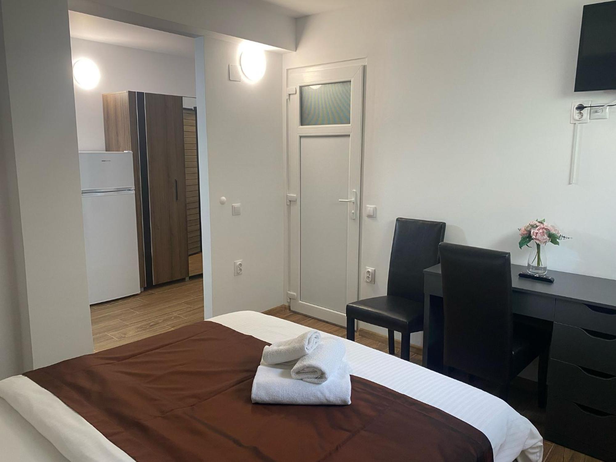 Pension Mora Cluj-Napoca Kamer foto