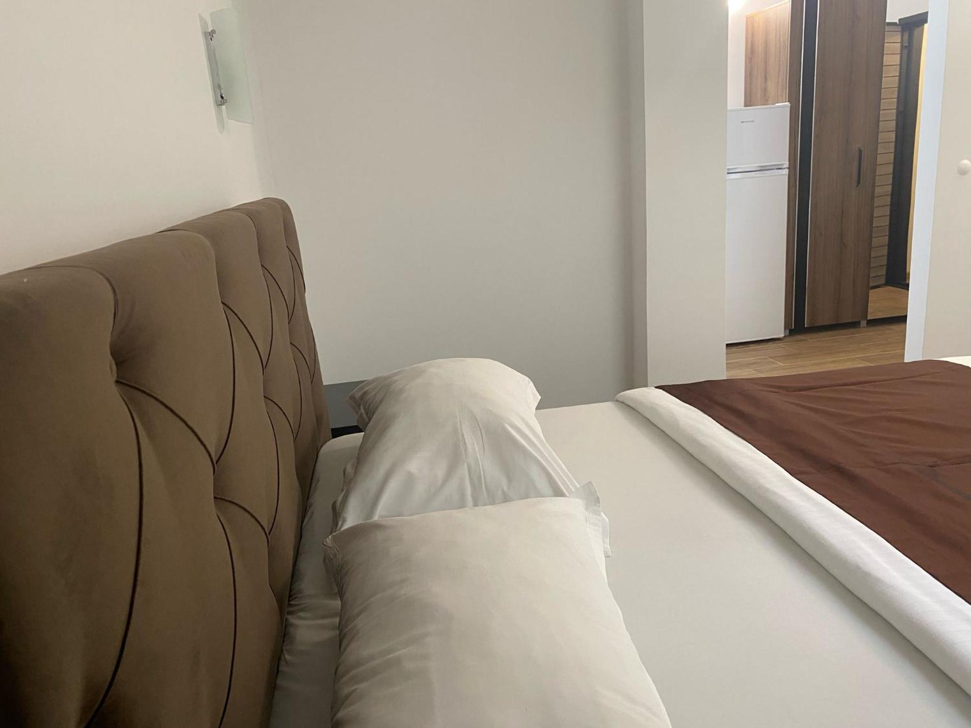 Pension Mora Cluj-Napoca Kamer foto